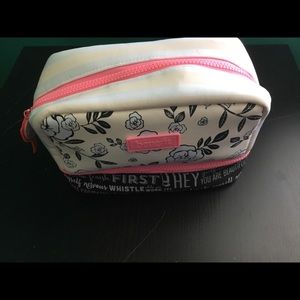 Benefit Cosmetic bag. With FREE GIFT NEW
